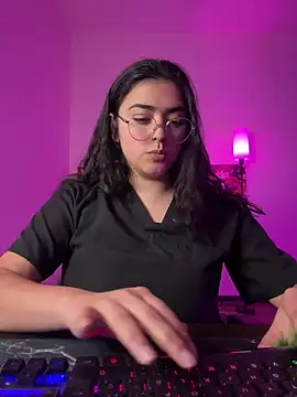 Ales Kitten Live online show from 02.19.26