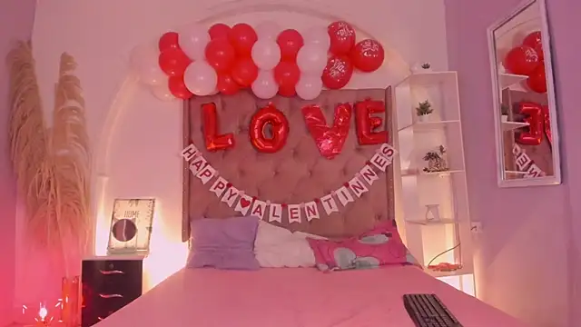 Snapshot of Lia_Passion chatting on 02.17.26 Lia Passion online show from 02.17.26