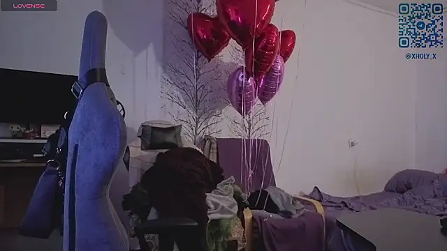 Snapshot of Holy_Kveta chatting on 02.16.26 Holy Kveta online show from 02.16.26