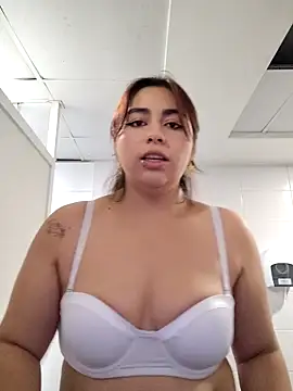 gissgirlll online show from 02.12.26