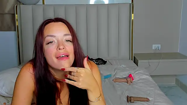 Snapshot of stellaa_quenn chatting on 06.11.26 stellaa quenn online show from 06.11.26