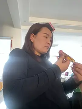 Youyou 12 online show from 02.03.26