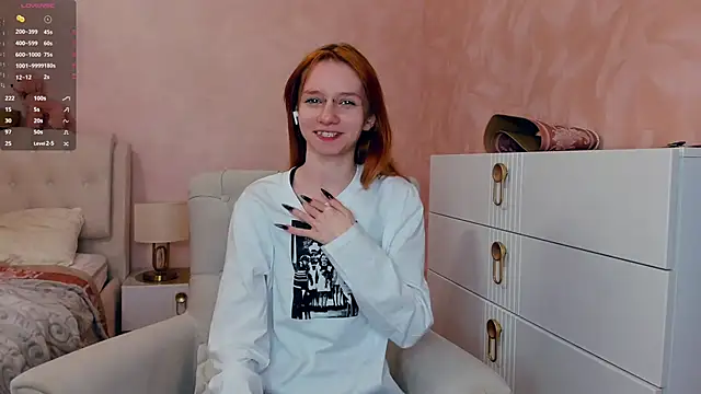 TarynPalek online show from 03.10.26