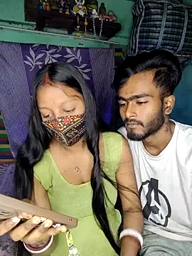 Lovly Couple 1 online show from 02.07.26