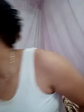 Snapshot of neyney110 chatting on 02.19.26 neyney110 online show from 02.19.26