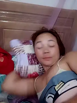 Snapshot of neyney110 chatting on 03.22.26 neyney110 online show from 03.22.26