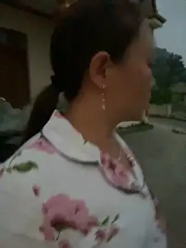 Snapshot of neyney110 chatting on 03.28.26 neyney110 online show from 03.28.26