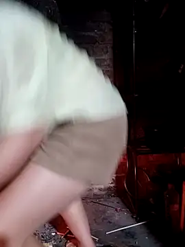 Snapshot of neyney110 chatting on 04.01.26 neyney110 online show from 04.01.26