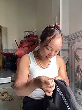 Snapshot of neyney110 chatting on 04.13.26 neyney110 online show from 04.13.26