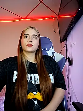 Snapshot of Arytits chatting on 02.24.26 Arytits online show from 02.24.26