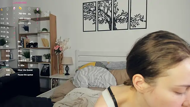 Snapshot of MalvinaTrafford chatting on 03.02.26 MalvinaTrafford online show from 03.02.26