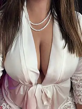 queen-panda online show from 03.01.26