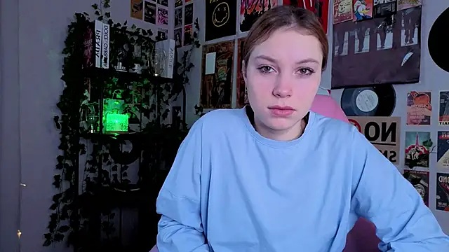 Snapshot of JadwigaTagliavia chatting on 02.01.26 JadwigaTagliavia online show from 02.01.26