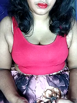 Snapshot of Maya-2010 chatting on 02.13.26 Maya-2010 online show from 02.13.26