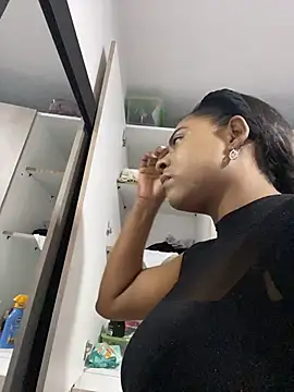 amara queen  online show from 07.14.26