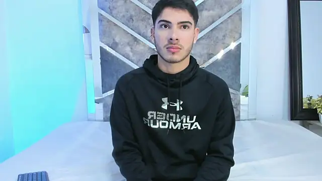 Snapshot of Apolo_Gray chatting on 02.03.26 Apolo Gray online show from 02.03.26