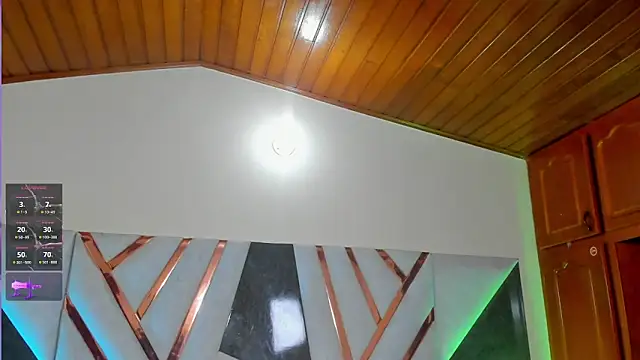 Snapshot of isa_kolins chatting on 02.20.26 isa kolins online show from 02.20.26