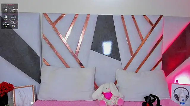 Snapshot of isa_kolins chatting on 03.03.26 isa kolins online show from 03.03.26