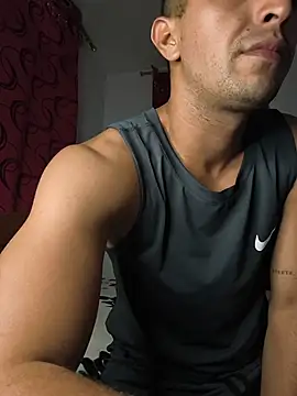 Snapshot of logan-31 chatting on 02.12.26 logan-31 online show from 02.12.26