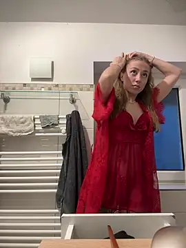 Snapshot of romyxxs chatting on 02.11.26 romyxxs online show from 02.11.26