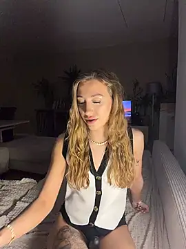 romyxxs online show from 04.05.26