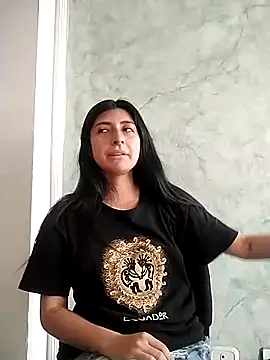 Snapshot of EmmaWilliamss4 chatting on 02.05.26 EmmaWilliamss4 online show from 02.05.26