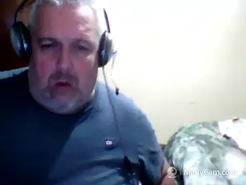 Snapshot of swichcassanesi chatting on 04.30.26 swichcassanesi online show from 04.30.26