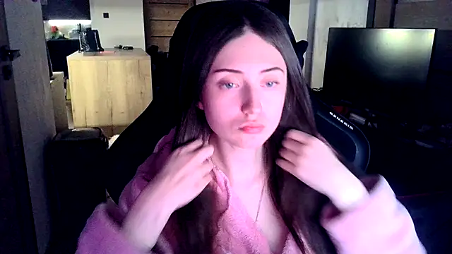 karlaluuvv online show from 04.01.26