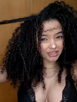 Snapshot of pandinhagamer chatting on 02.21.26 pandinhagamer online show from 02.21.26