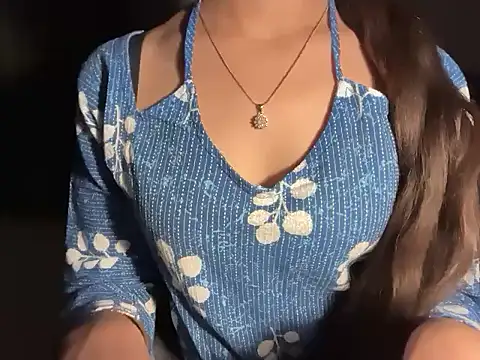 Simran kaurr online show from 04.04.26