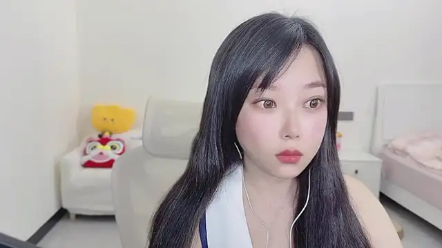 Yumi yuni online show from 03.17.26