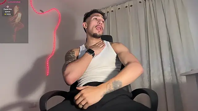 rafael stone11 online show from 04.07.26