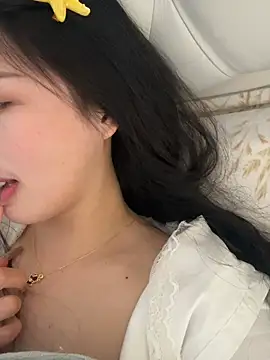 Snapshot of mimi-love13 chatting on 03.02.26 mimi-love13 online show from 03.02.26