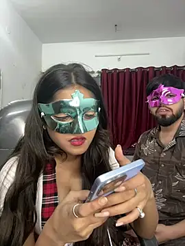 Snapshot of pooja_sexy79 chatting on 03.30.26 pooja sexy79 online show from 03.30.26