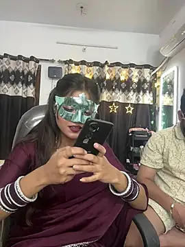 Snapshot of pooja_sexy79 chatting on 05.06.26 pooja sexy79 online show from 05.06.26
