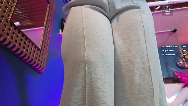 Snapshot of Ladyy_brownn chatting on 02.21.26 Ladyy brownn online show from 02.21.26