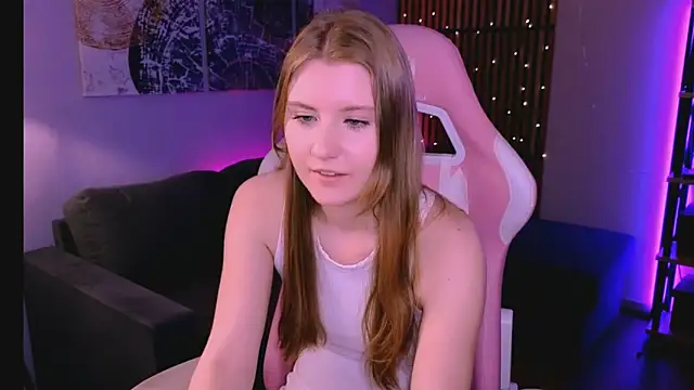 Caroline Desire  online show from 03.29.26