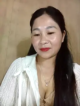 Snapshot of Dunk-namic chatting on 04.23.26 Dunk-namic online show from 04.23.26