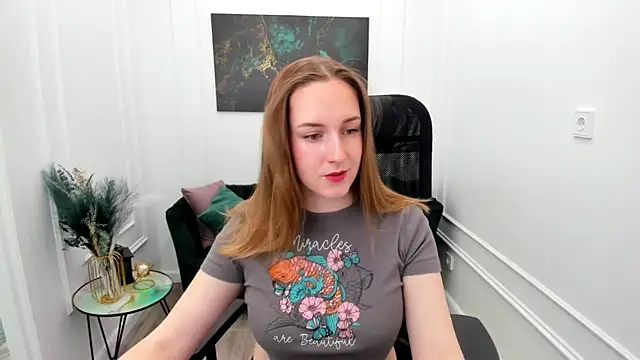 Snapshot of CaseyTerini chatting on 05.31.26 CaseyTerini online show from 05.31.26