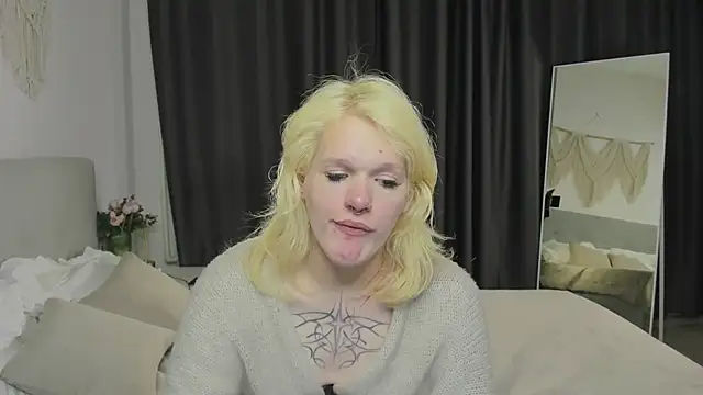 Snapshot of Lollita_Morgan chatting on 04.19.26 Lollita Morgan online show from 04.19.26