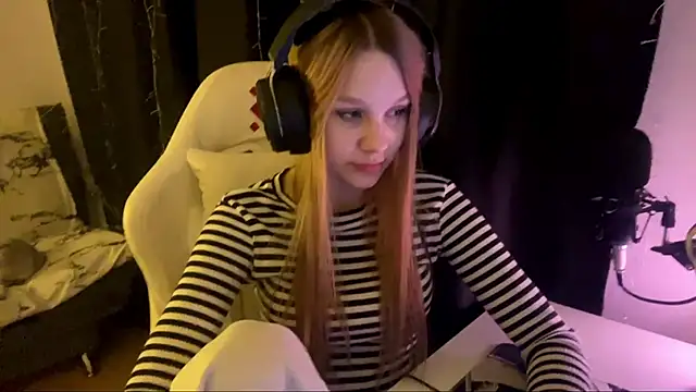 Snapshot of axin_burnell chatting on 05.03.26 axin burnell online show from 05.03.26