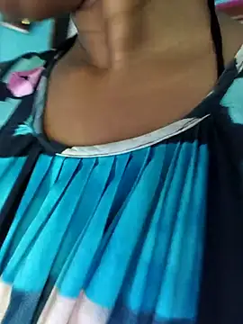 Mahira06 online show from 04.18.26