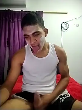 Snapshot of NikoHot_anatole chatting on 03.13.26 NikoHot anatole online show from 03.13.26