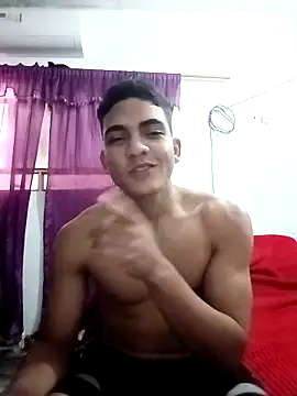 Snapshot of NikoHot_anatole chatting on 03.25.26 NikoHot anatole online show from 03.25.26