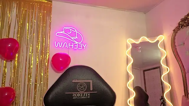 Snapshot of MILAH_TAY chatting on 02.17.26 MILAH TAY online show from 02.17.26