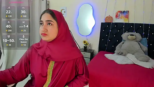 Snapshot of SamiraAwada chatting on 05.01.26 SamiraAwada online show from 05.01.26