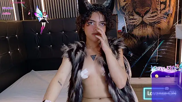 Snapshot of KittyLatina_02 chatting on 02.05.26 KittyLatina 02 online show from 02.05.26