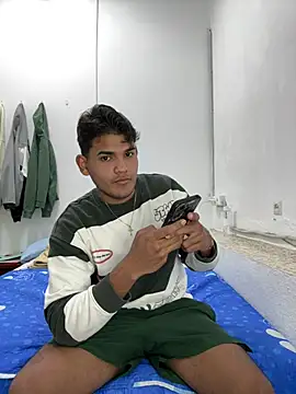 Snapshot of DavShi chatting on 02.11.26 DavShi online show from 02.11.26