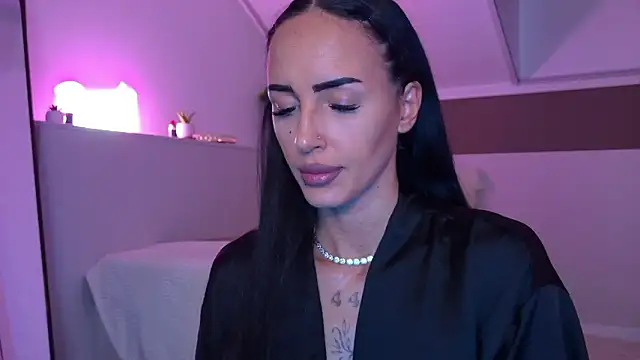 Snapshot of hayleybabe4 chatting on 02.25.26 hayleybabe4 online show from 02.25.26