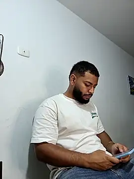 Snapshot of KLEYTON33 chatting on 03.03.26 KLEYTON33 online show from 03.03.26